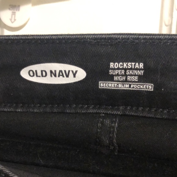 Old Navy Black Distressed Rockstar Super Skinny High Rise - Picture 6 of 7